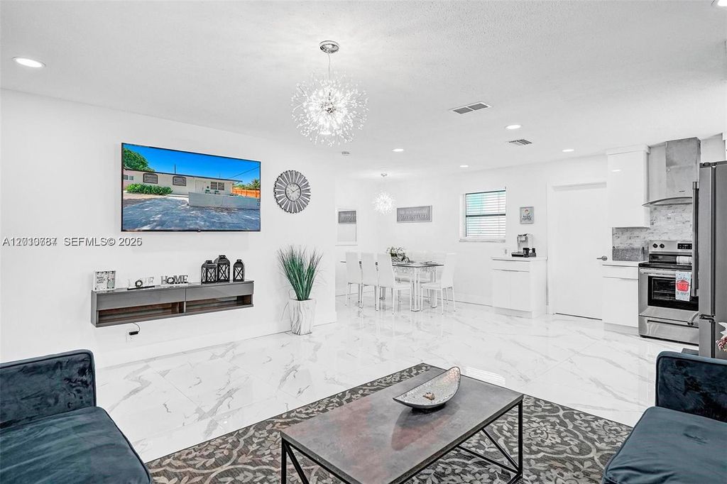 Photo of 2338 Fillmore St #2A, Hollywood, FL 33020 (MLS # A12010787)