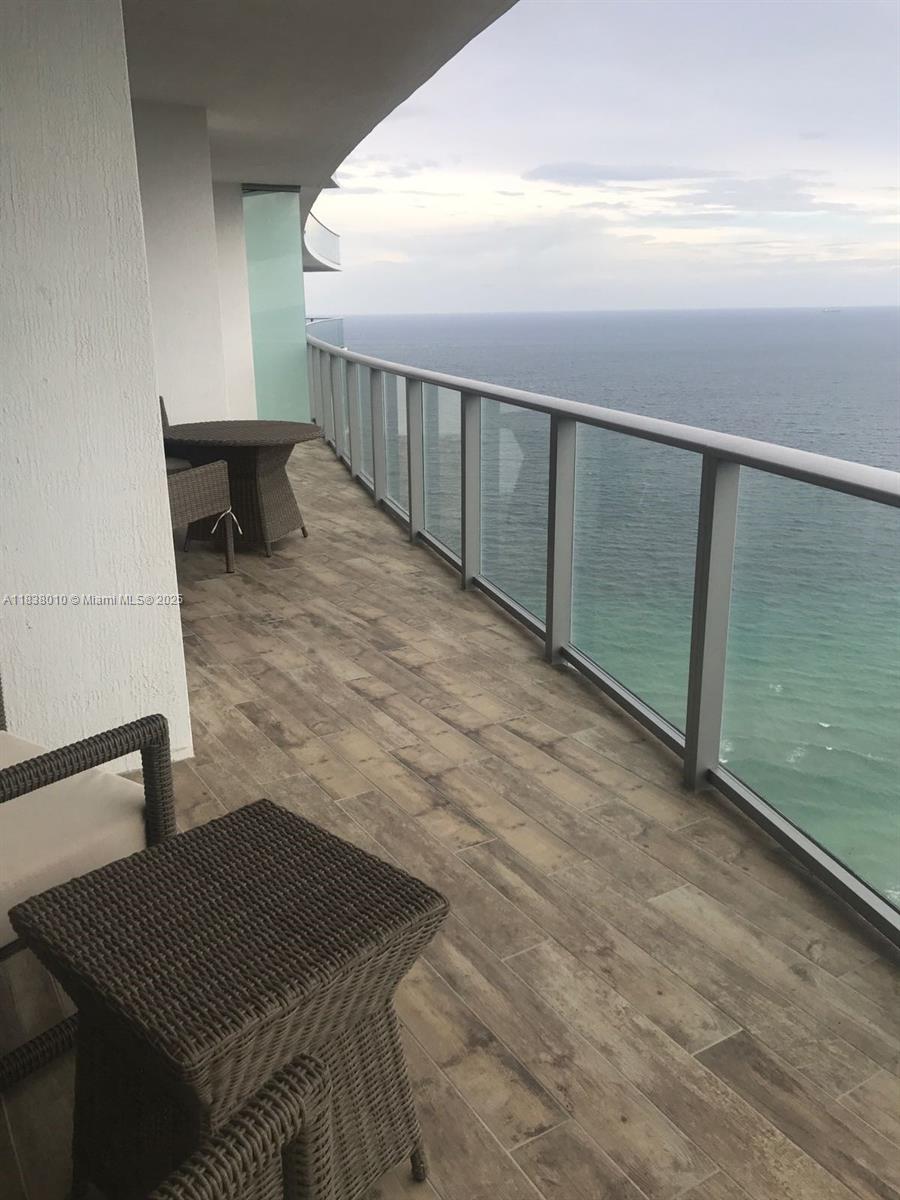 4111 SOUTH OCEAN DRIVE CO - Residential