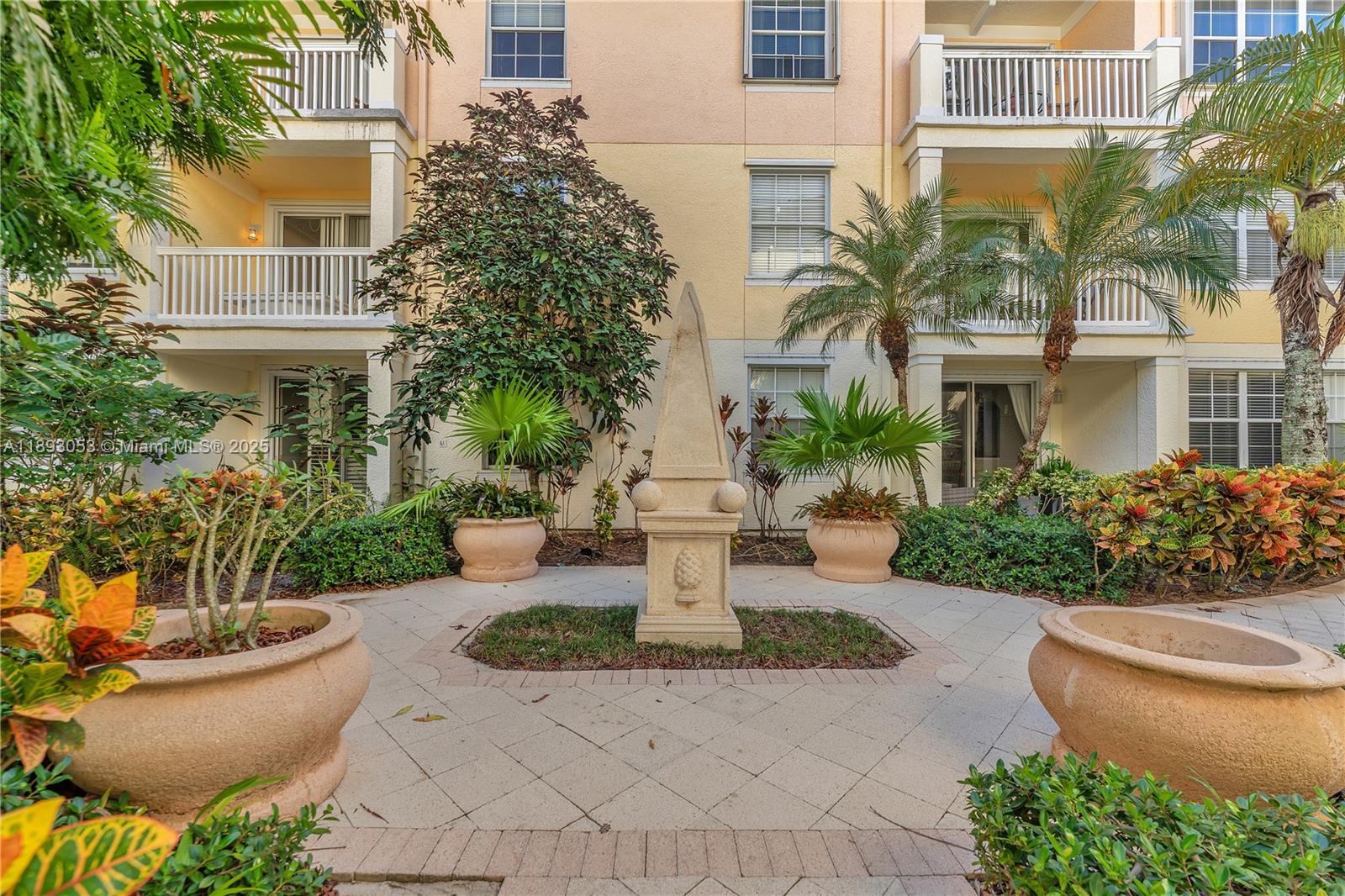 SOMERSET AT ABACOA CONDO - Residential