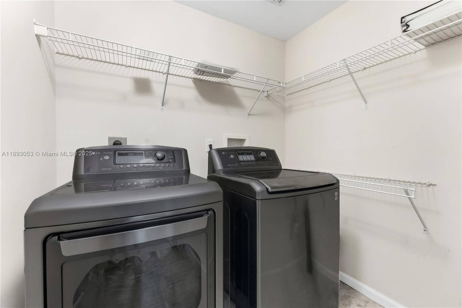 SOMERSET AT ABACOA CONDO - Residential