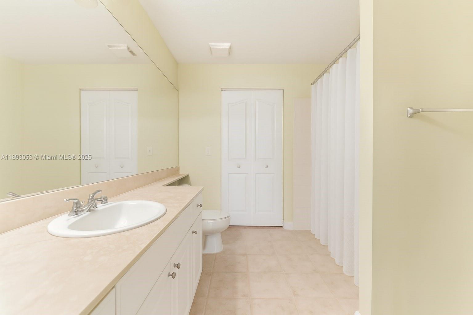 SOMERSET AT ABACOA CONDO - Residential
