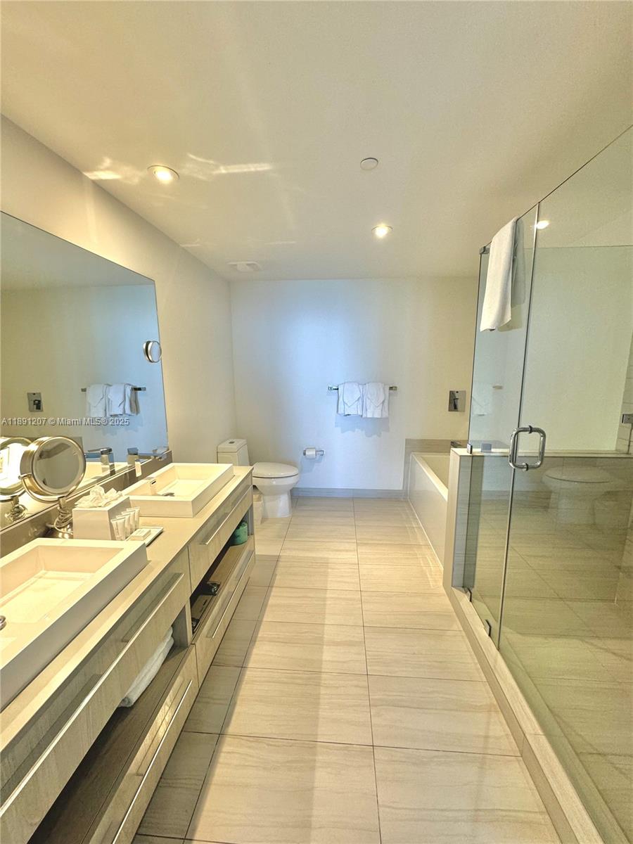 4010 SOUTH OCEAN CONDO - Residential