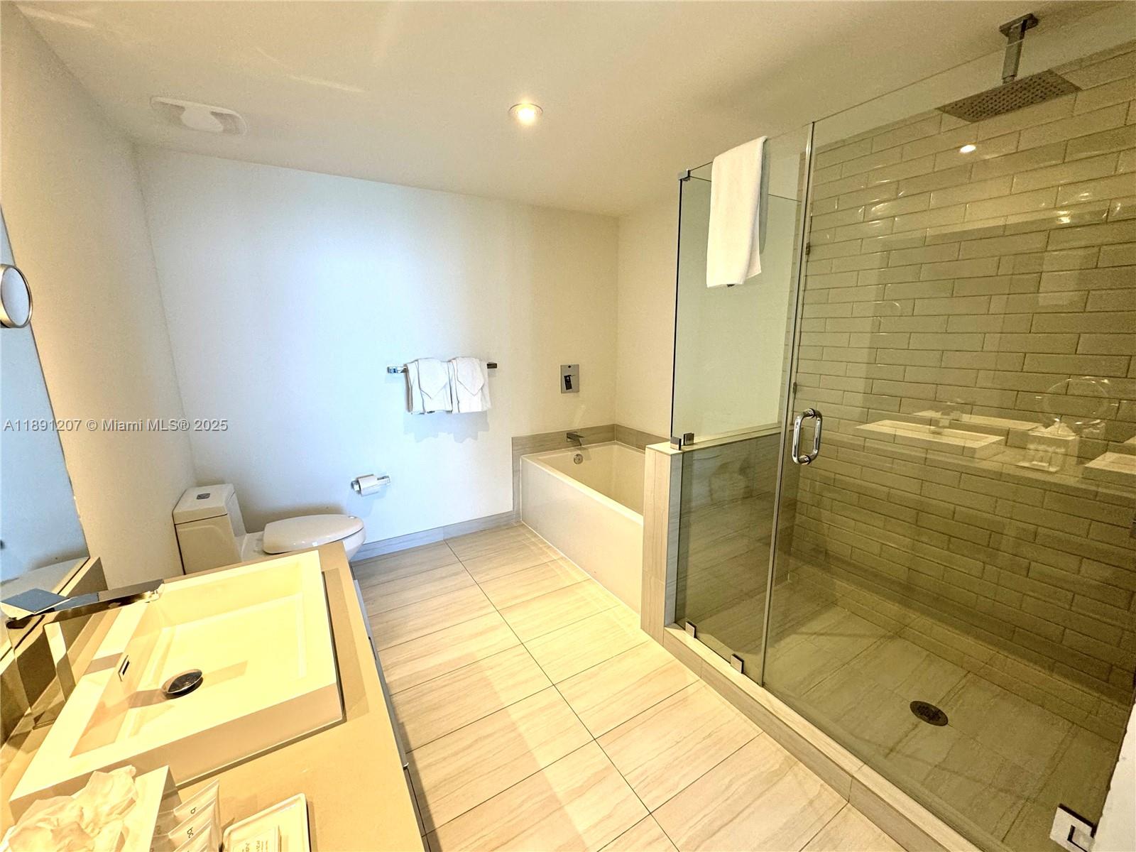 4010 SOUTH OCEAN CONDO - Residential