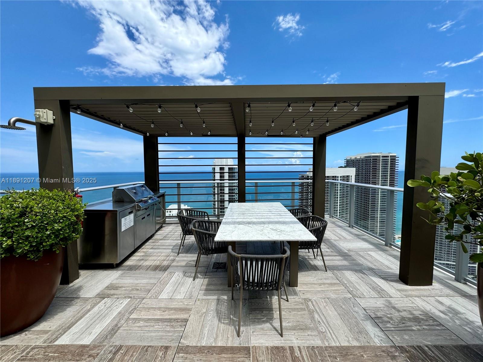 4010 SOUTH OCEAN CONDO - Residential