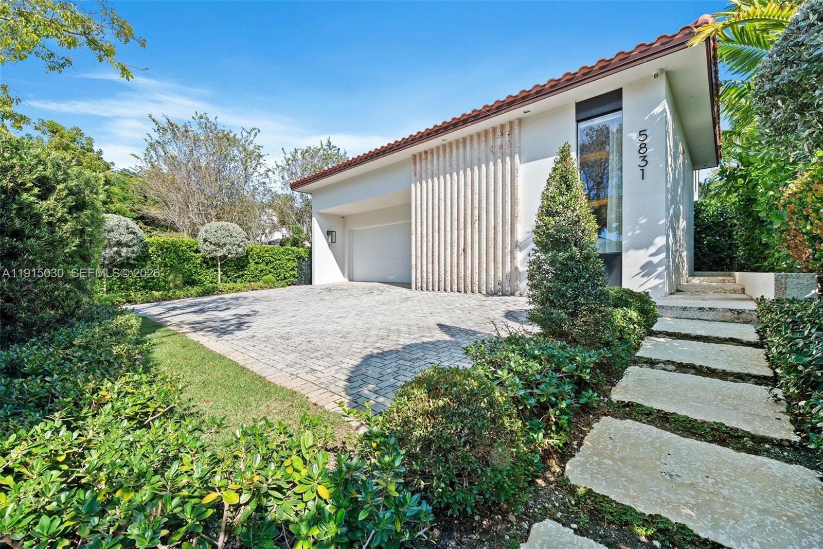 LA GORCE GOLF SUB - Residential