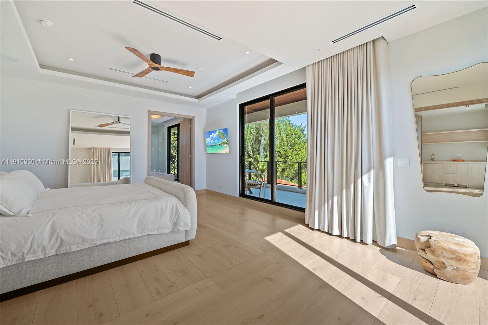 LA GORCE GOLF SUB - Residential