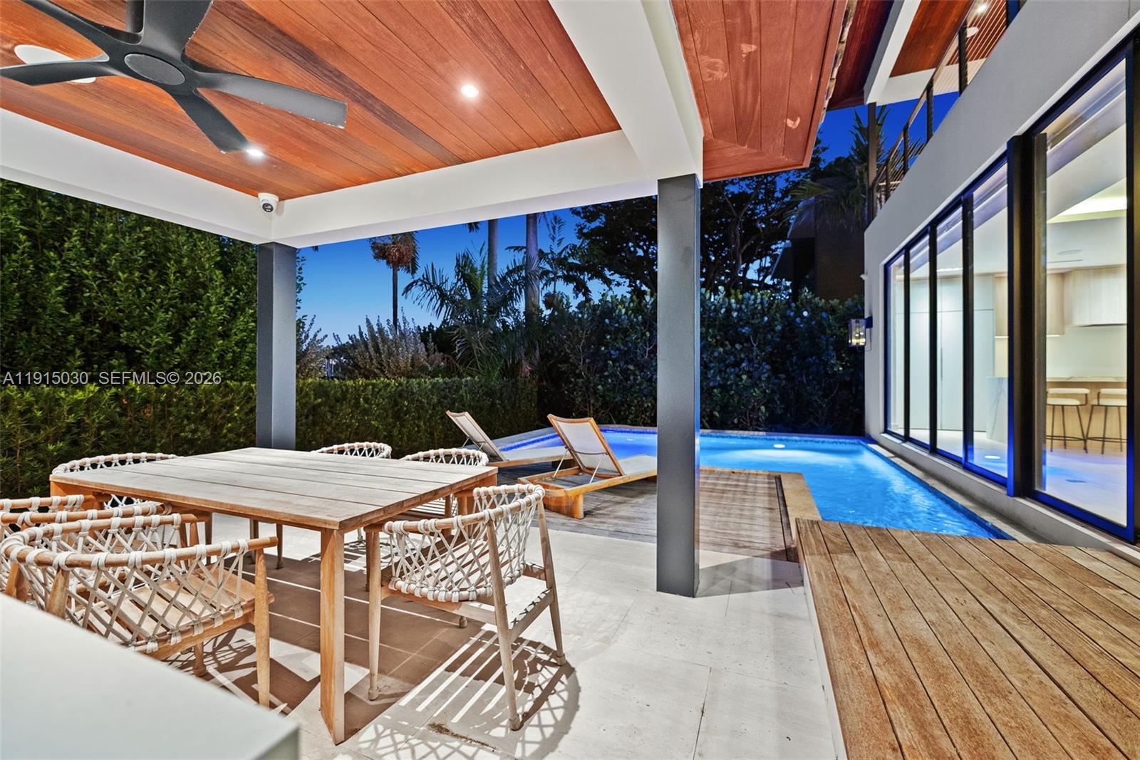 LA GORCE GOLF SUB - Residential