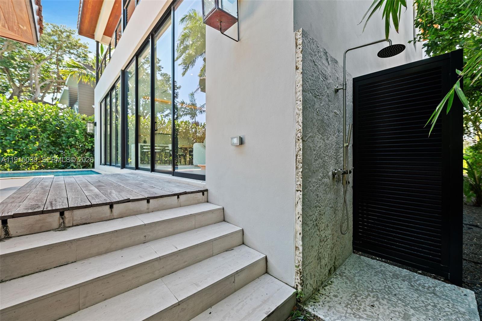 LA GORCE GOLF SUB - Residential