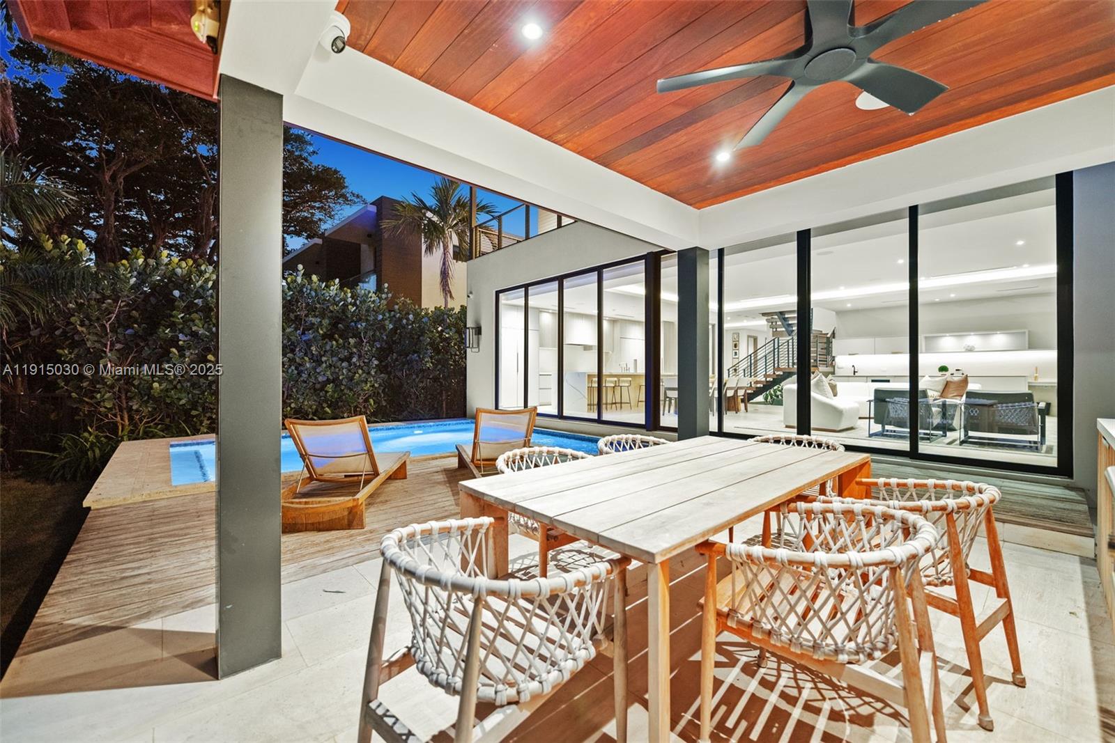 LA GORCE GOLF SUB - Residential