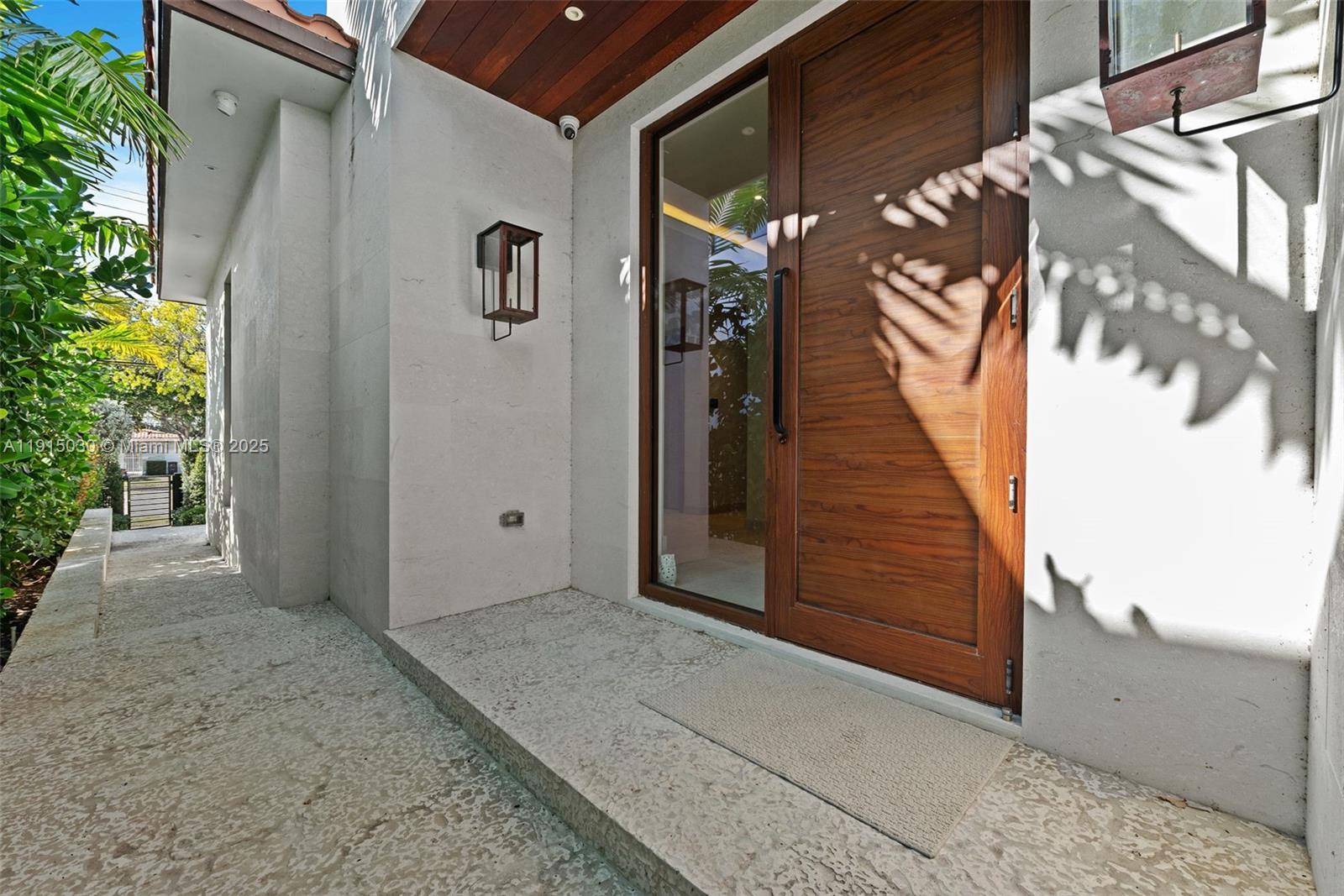 LA GORCE GOLF SUB - Residential