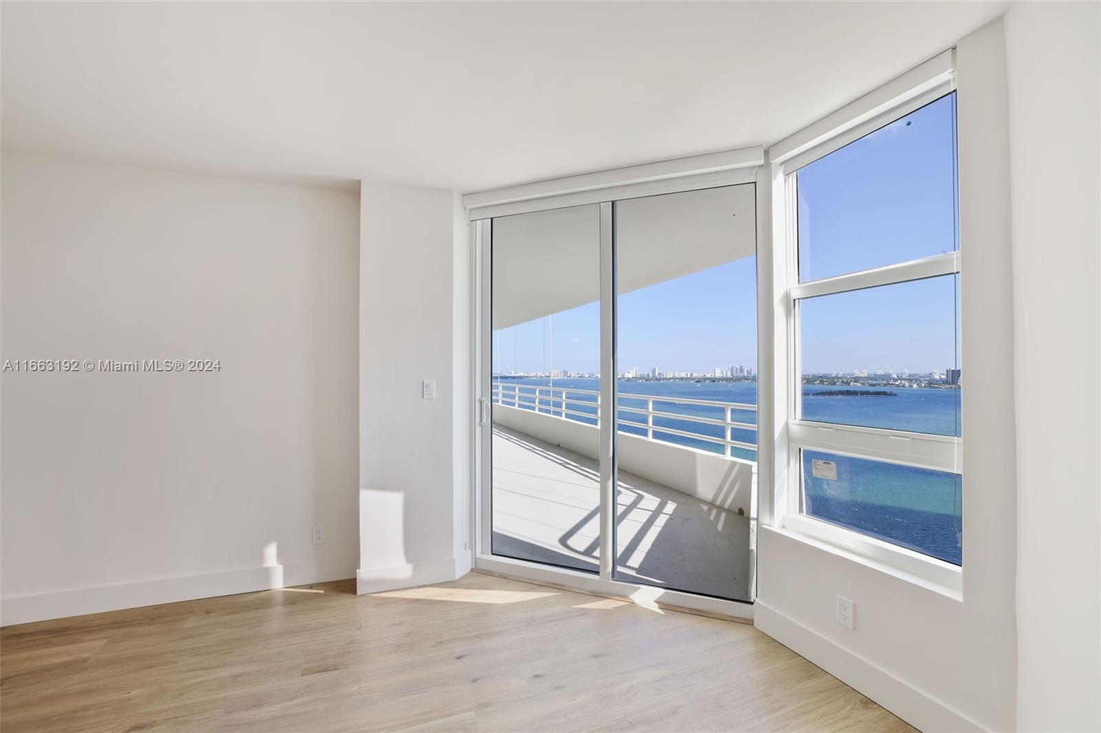 The Hamilton - Residential Lease