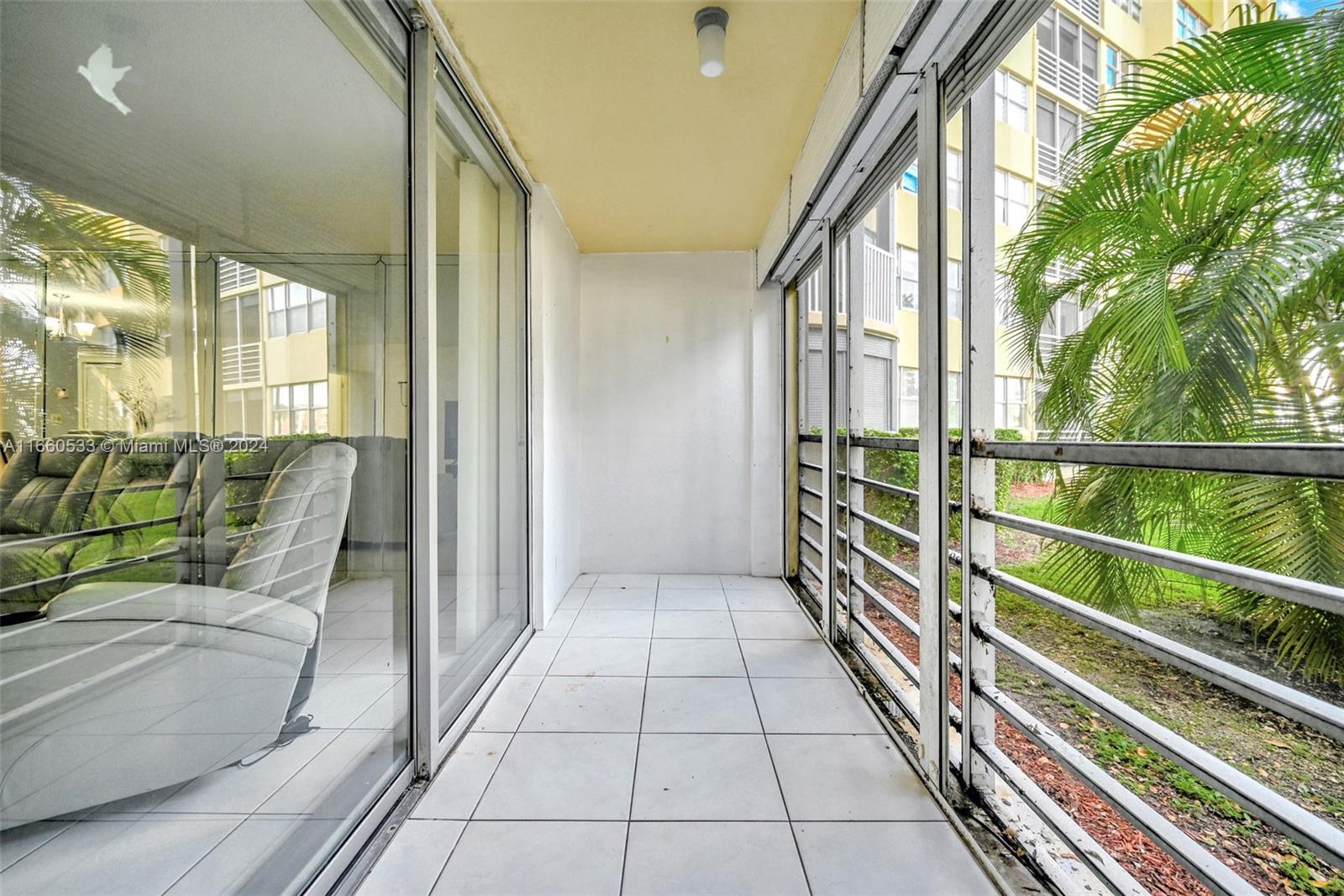 LAKE POINT TOWER CONDOMIN - Residential