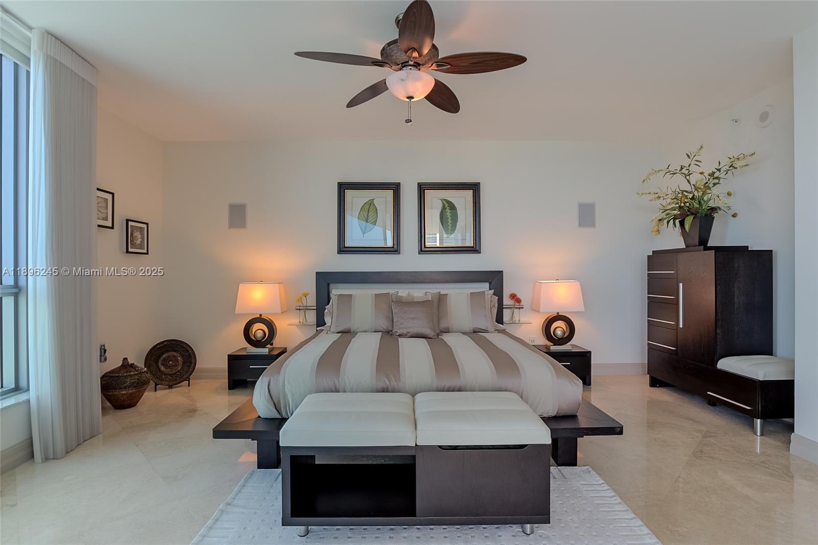 DIPLOMAT OCEANFRONT RESID - Residential
