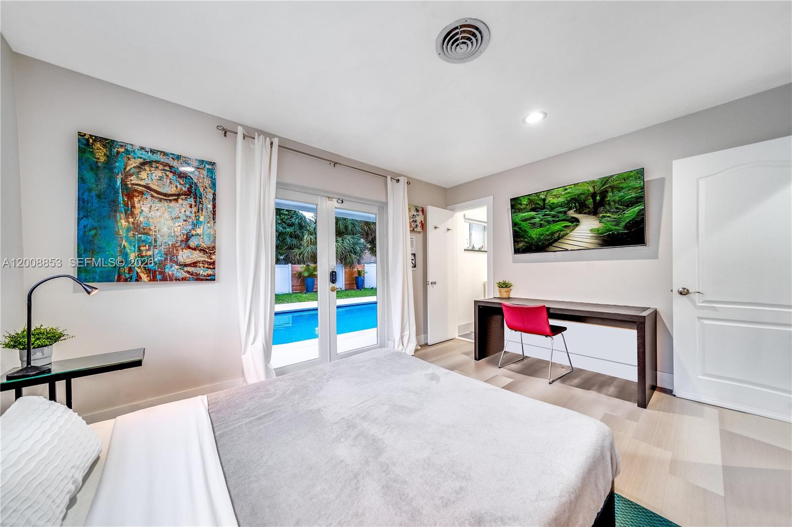 IMPERIAL POINT 2 SEC - Residential