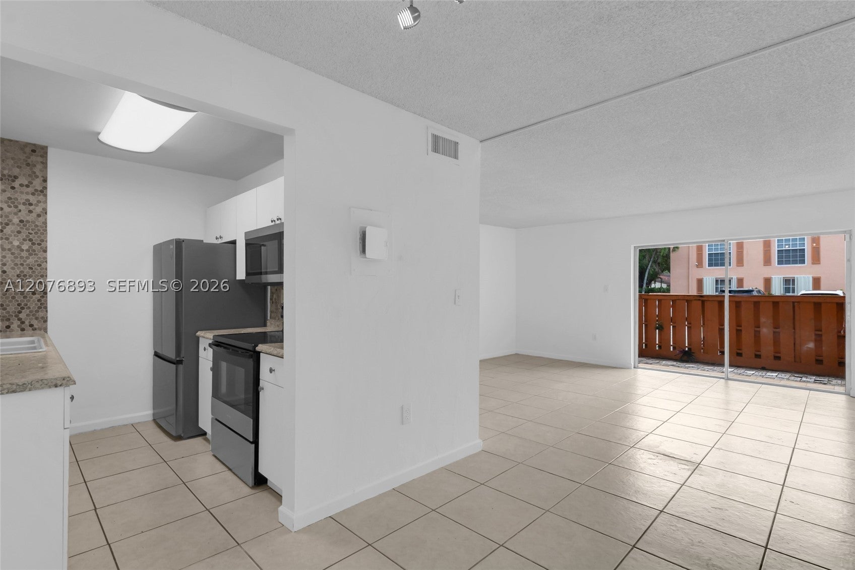 7100 Fairway Dr K11