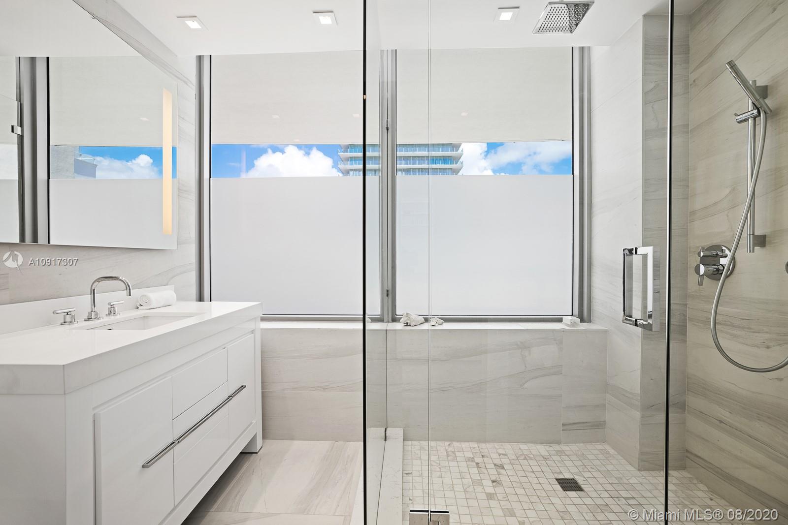 OCEAN HOUSE CONDO - Residential