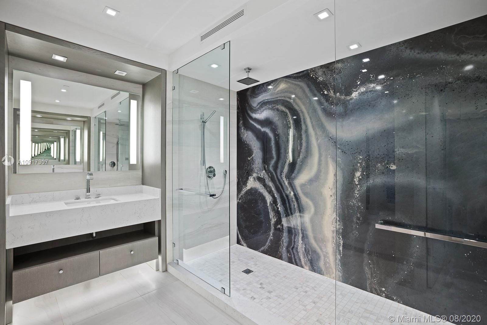 OCEAN HOUSE CONDO - Residential