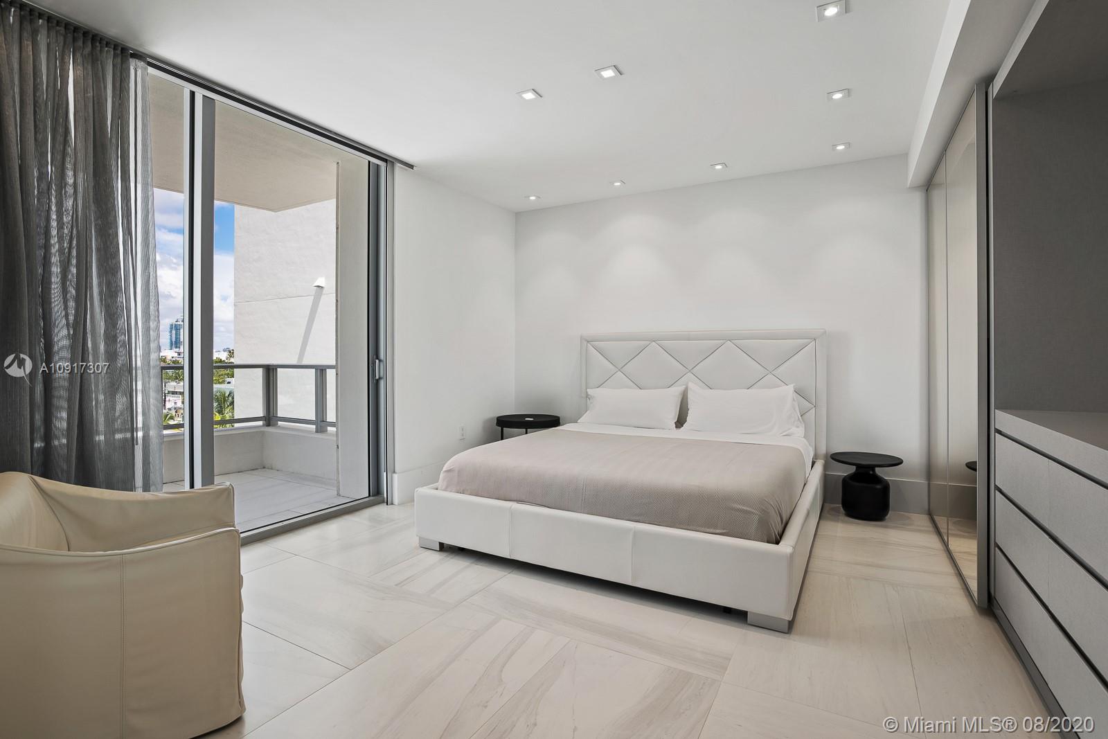 OCEAN HOUSE CONDO - Residential