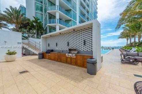 BISCAYNE BEACH CONDO - Residential