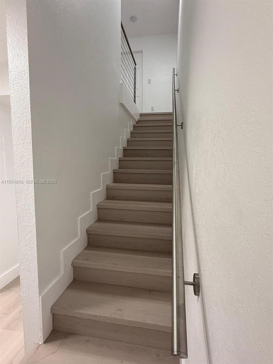 VILLA VERANDA CONDO - Residential Lease