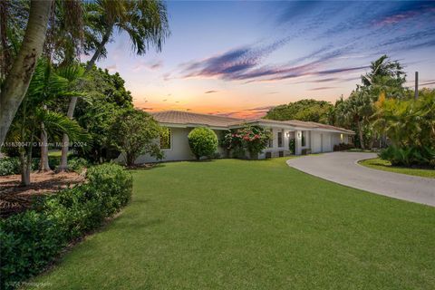 A home in Pinecrest