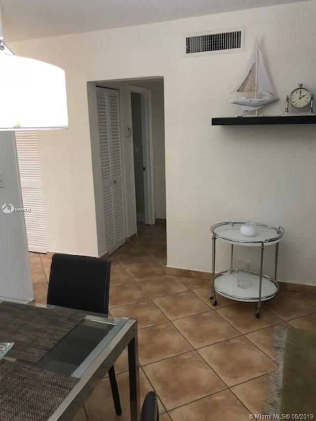 VILLAS OF PINECREST CONDO - Residential Lease