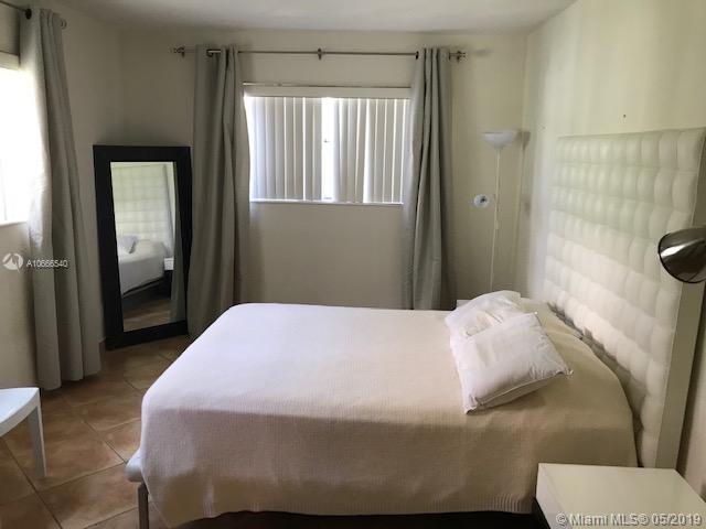 VILLAS OF PINECREST CONDO - Residential Lease