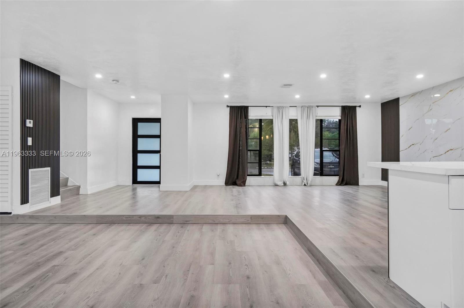 MANNING GARDENS 1ST ADDN - Residential