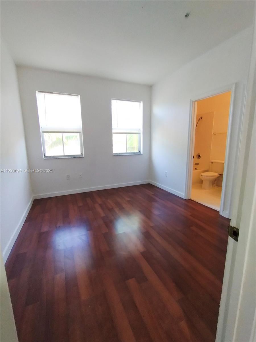 SHOMA TOWNHOMES AT ROYAL - Residential