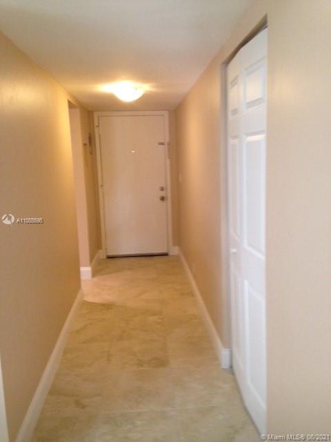 ALPINE WOODS VILLA 5 COND - Residential