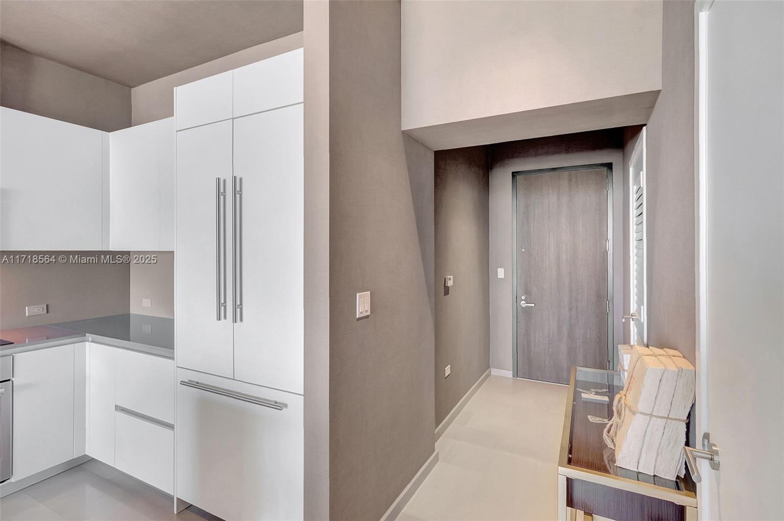 RISE CONDO - Residential