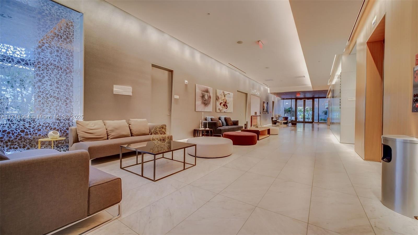 RISE CONDO - Residential