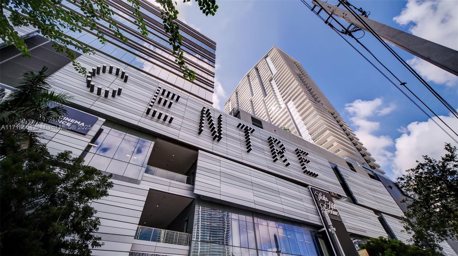 RISE CONDO - Residential