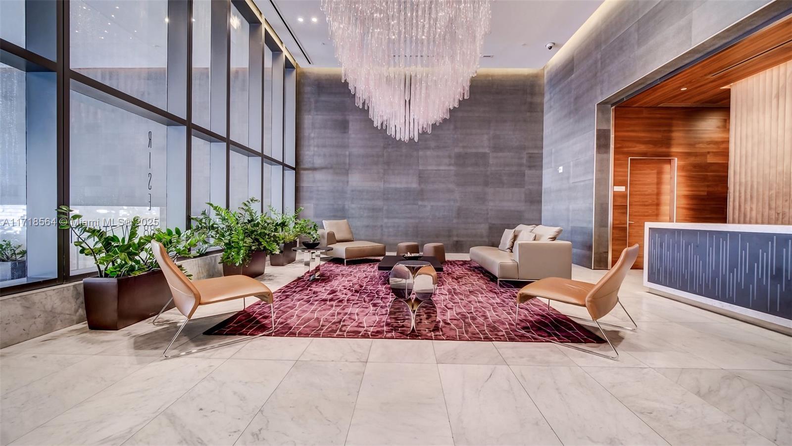 RISE CONDO - Residential