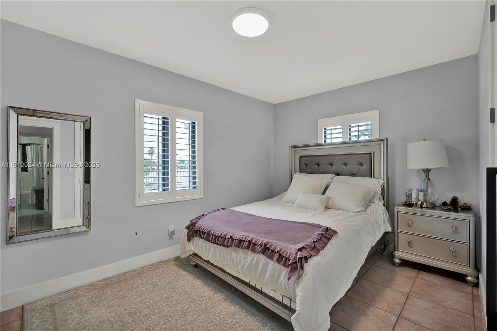 BREEZEVIEW MANORS - Residential Lease