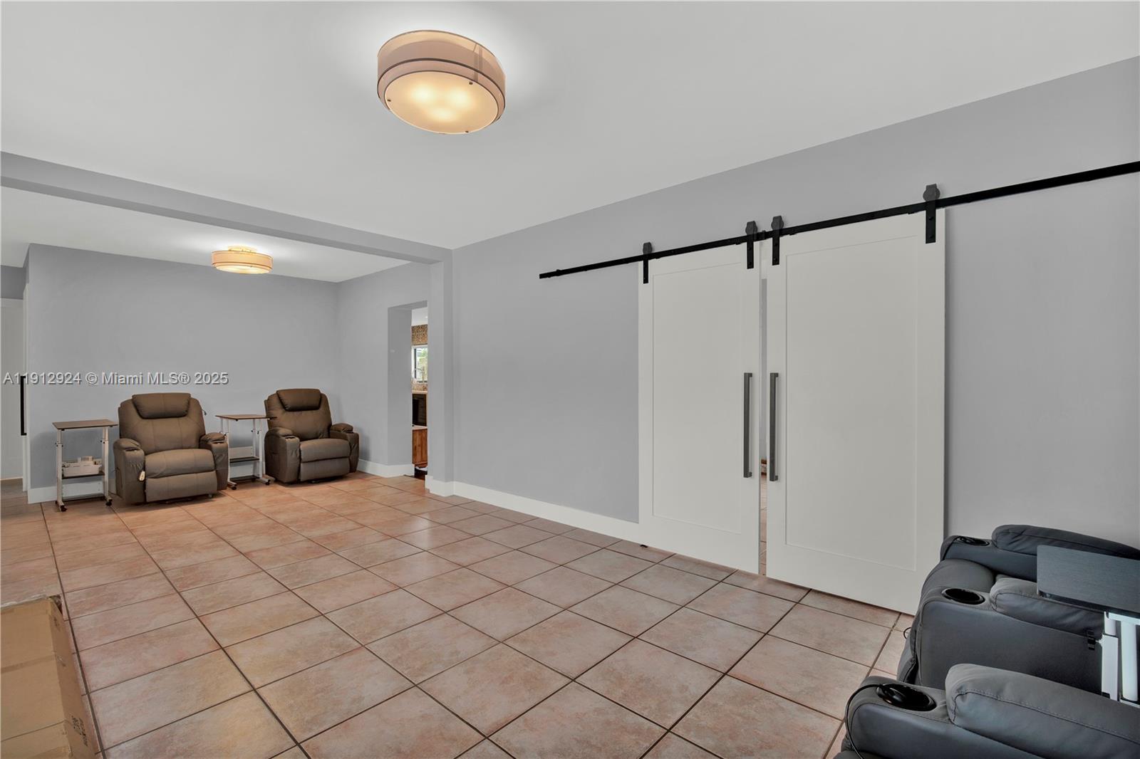 BREEZEVIEW MANORS - Residential Lease