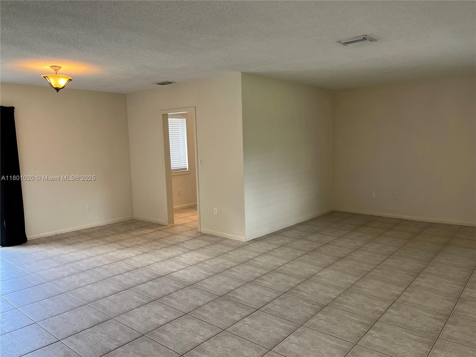 C GABLES RIVIERA SEC 3 RE - Residential Income