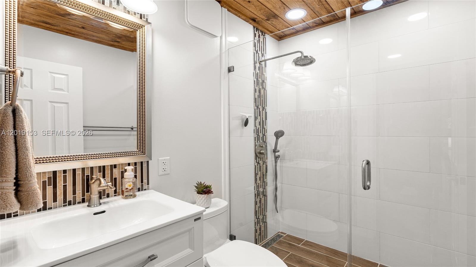 4TH AVENUE EXTENSION TO H - Residential