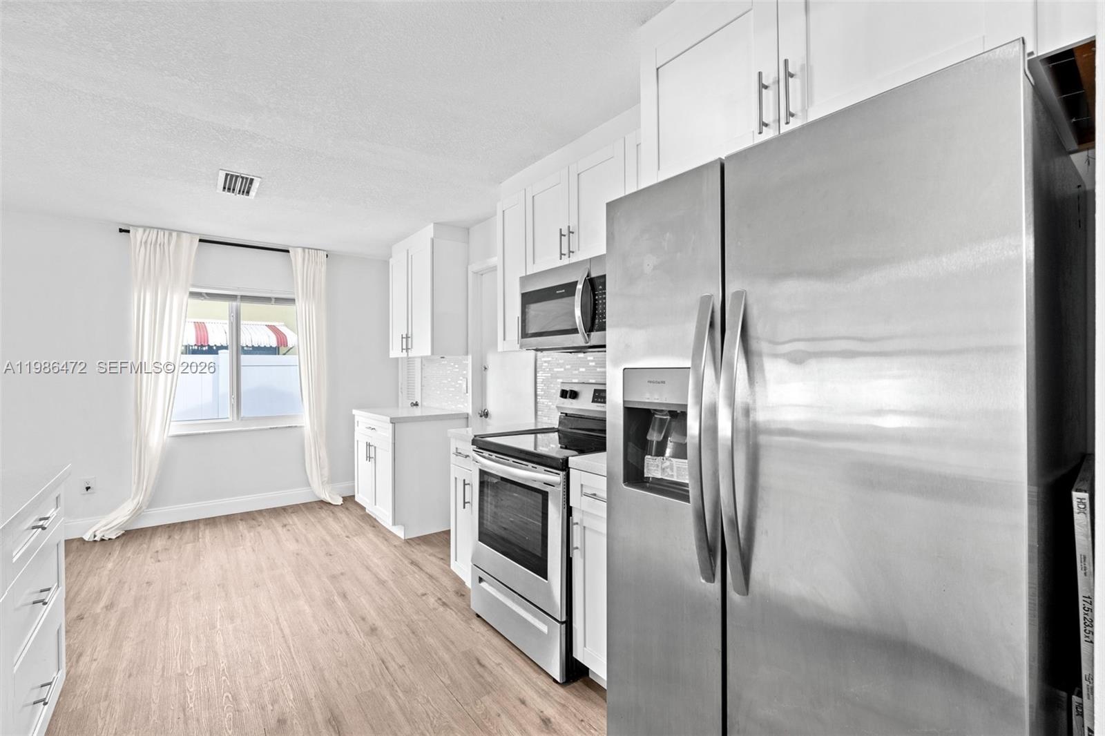 SANDALFOOT COVE SEC 7 AND - Residential