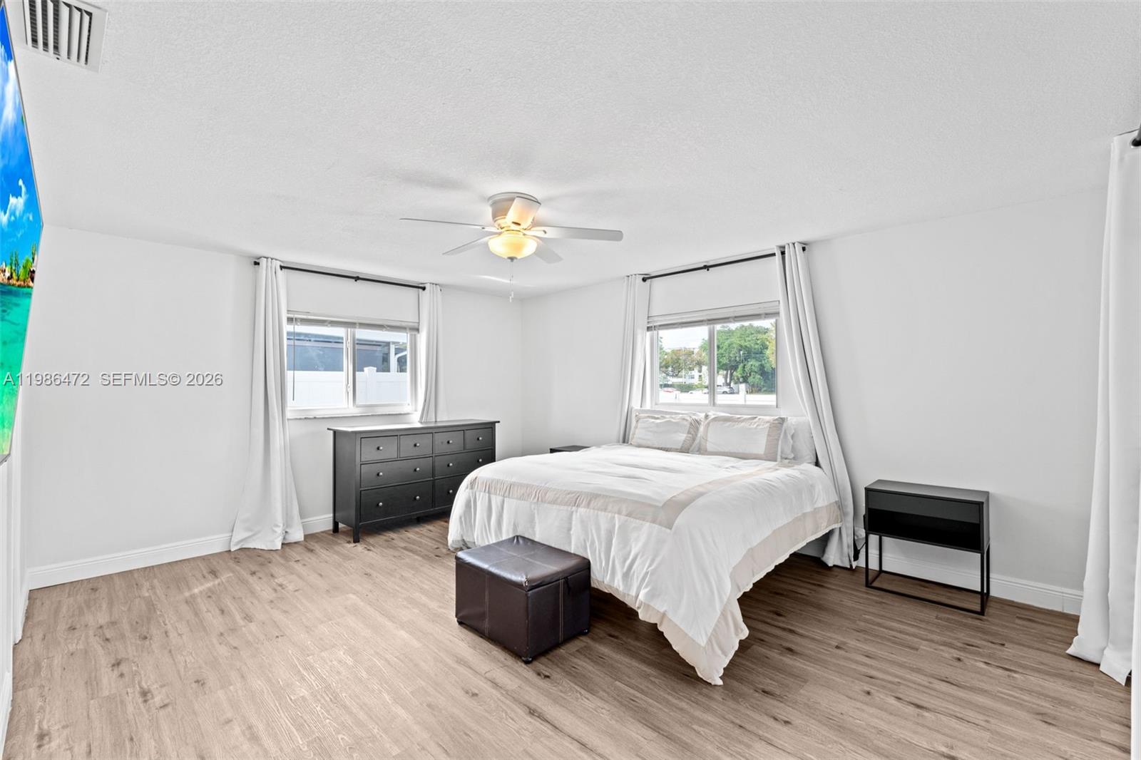 SANDALFOOT COVE SEC 7 AND - Residential