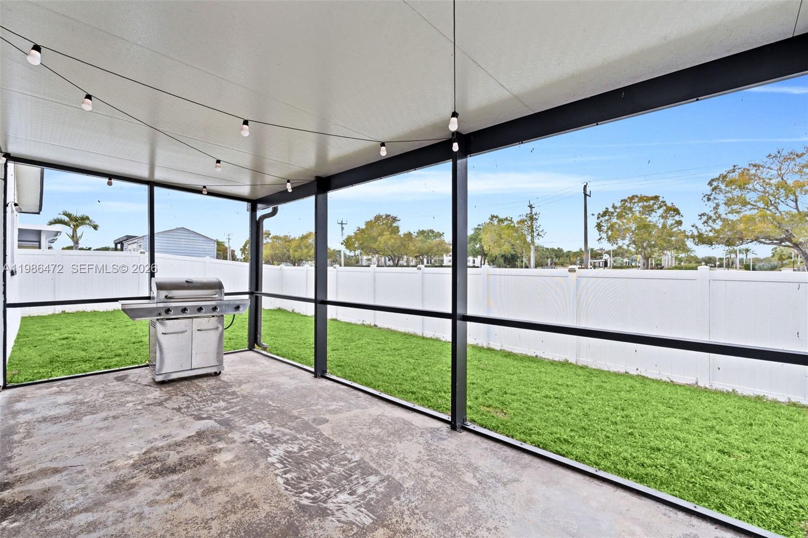 SANDALFOOT COVE SEC 7 AND - Residential