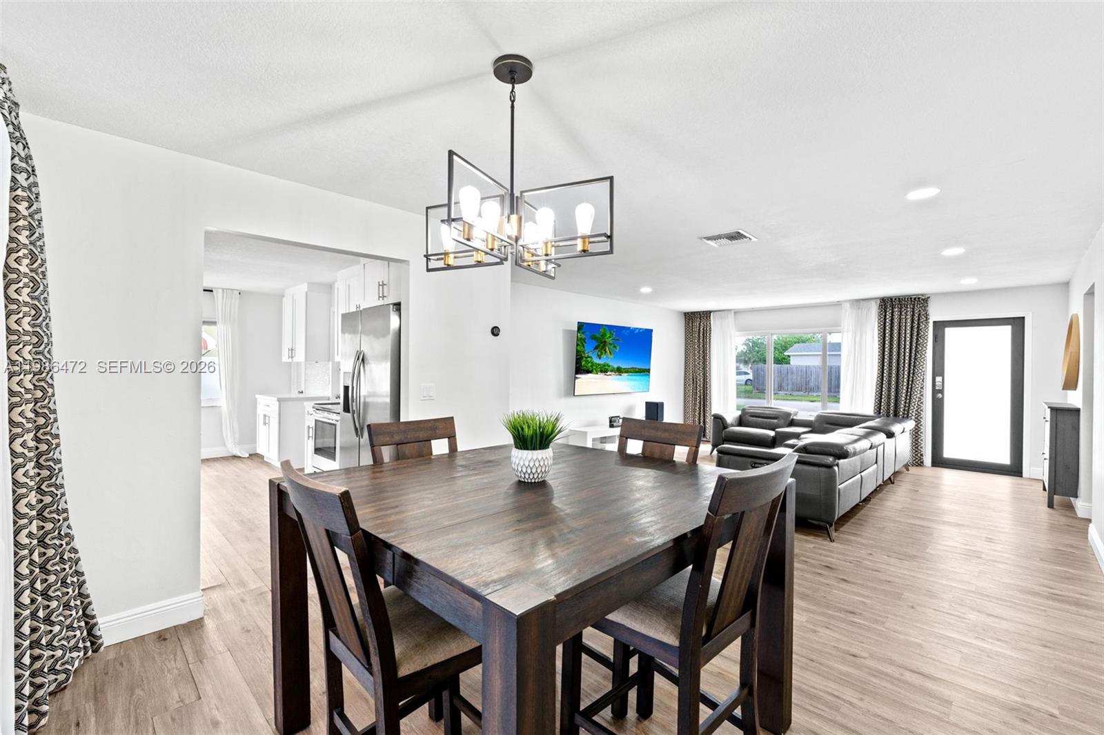 SANDALFOOT COVE SEC 7 AND - Residential