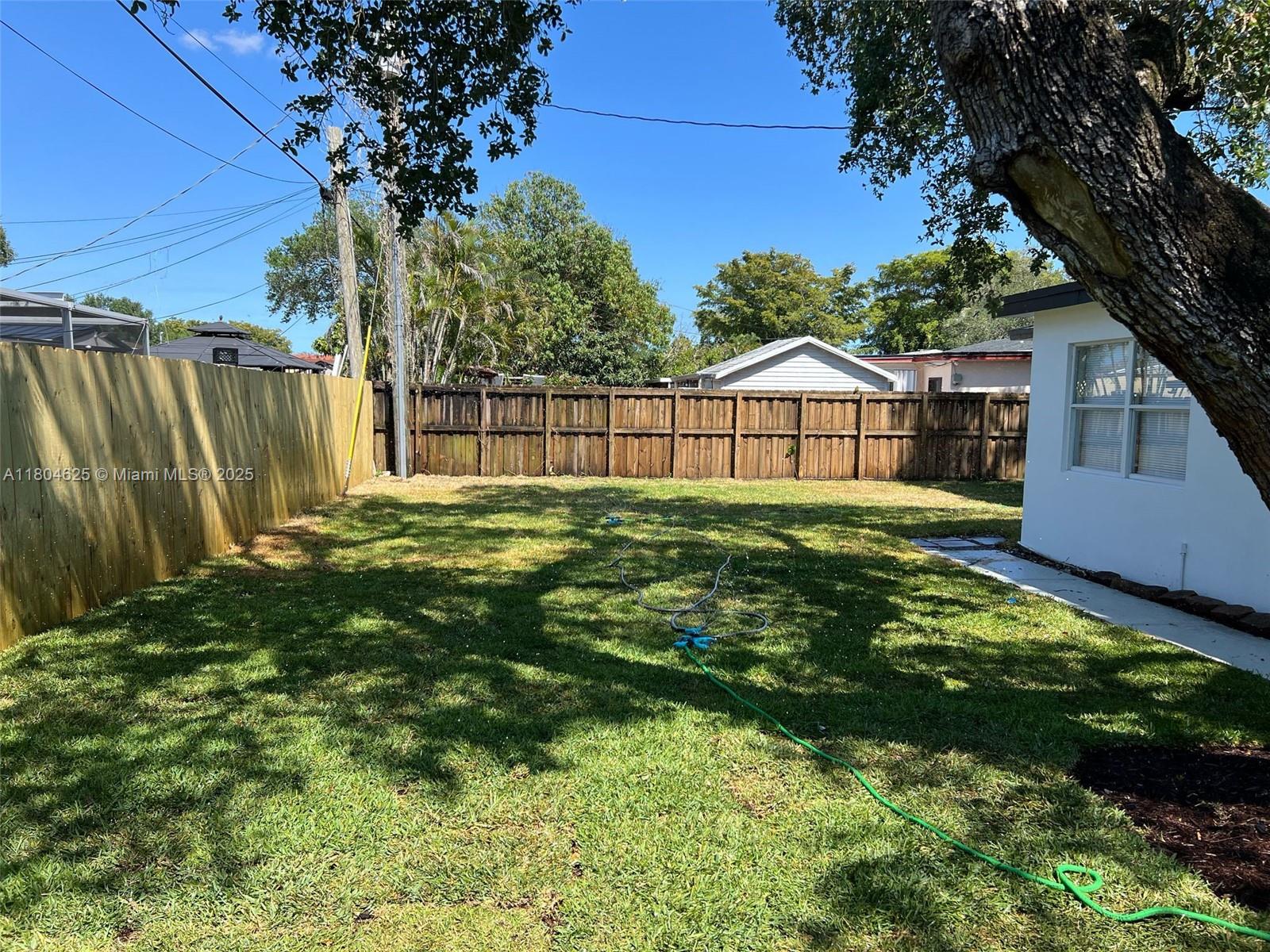 PEMBROKE PINES NO 2 - Residential