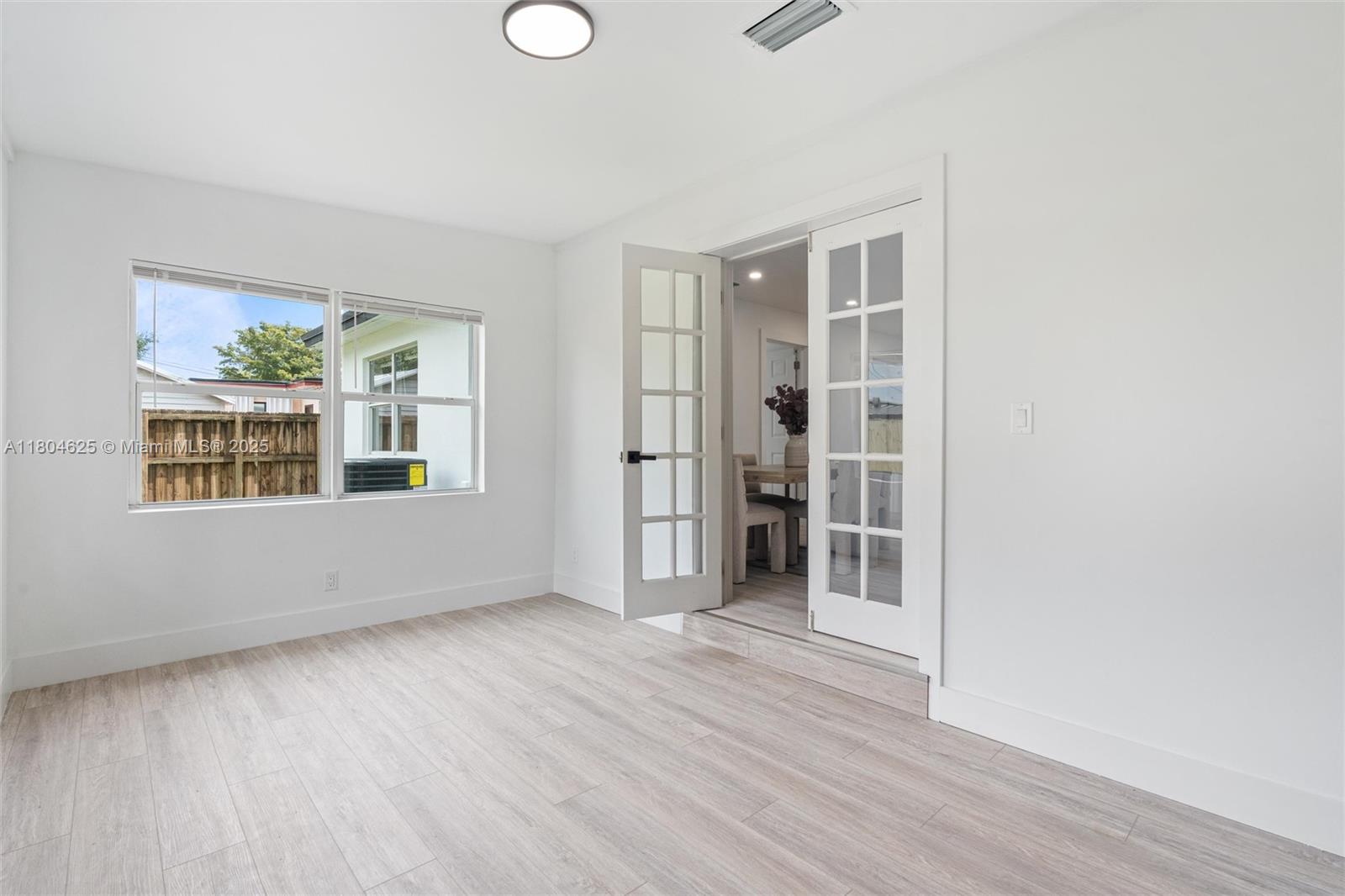 PEMBROKE PINES NO 2 - Residential