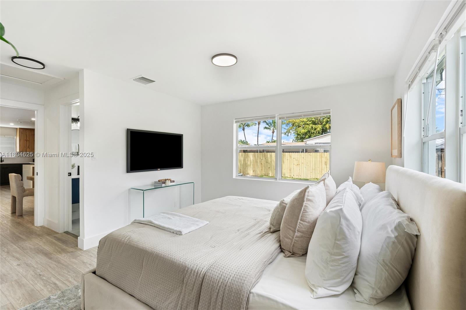 PEMBROKE PINES NO 2 - Residential