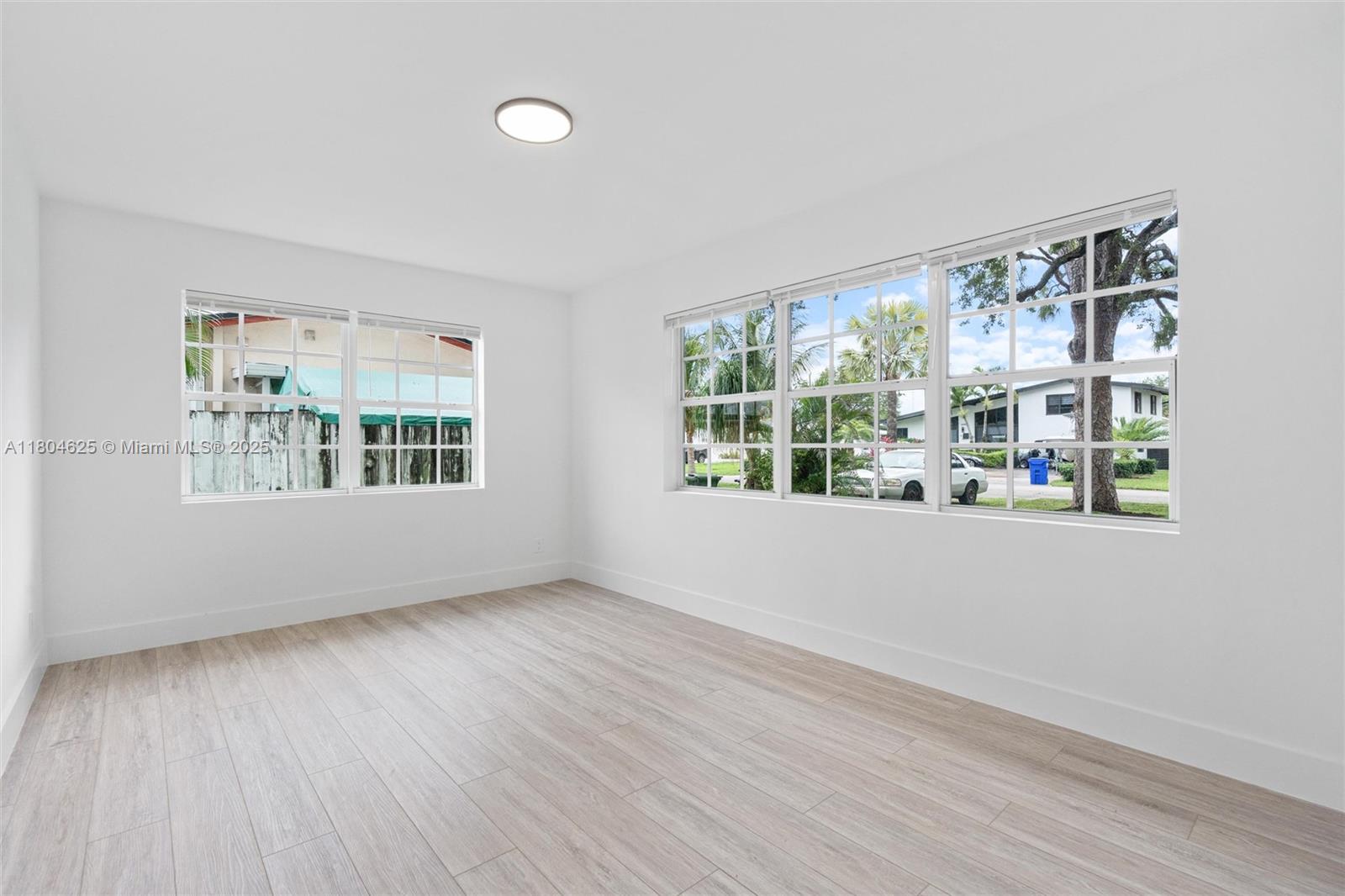 PEMBROKE PINES NO 2 - Residential
