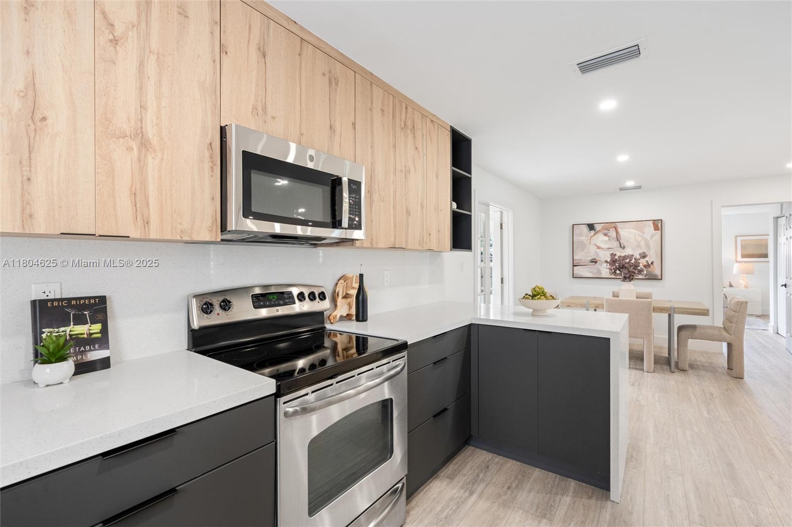 PEMBROKE PINES NO 2 - Residential