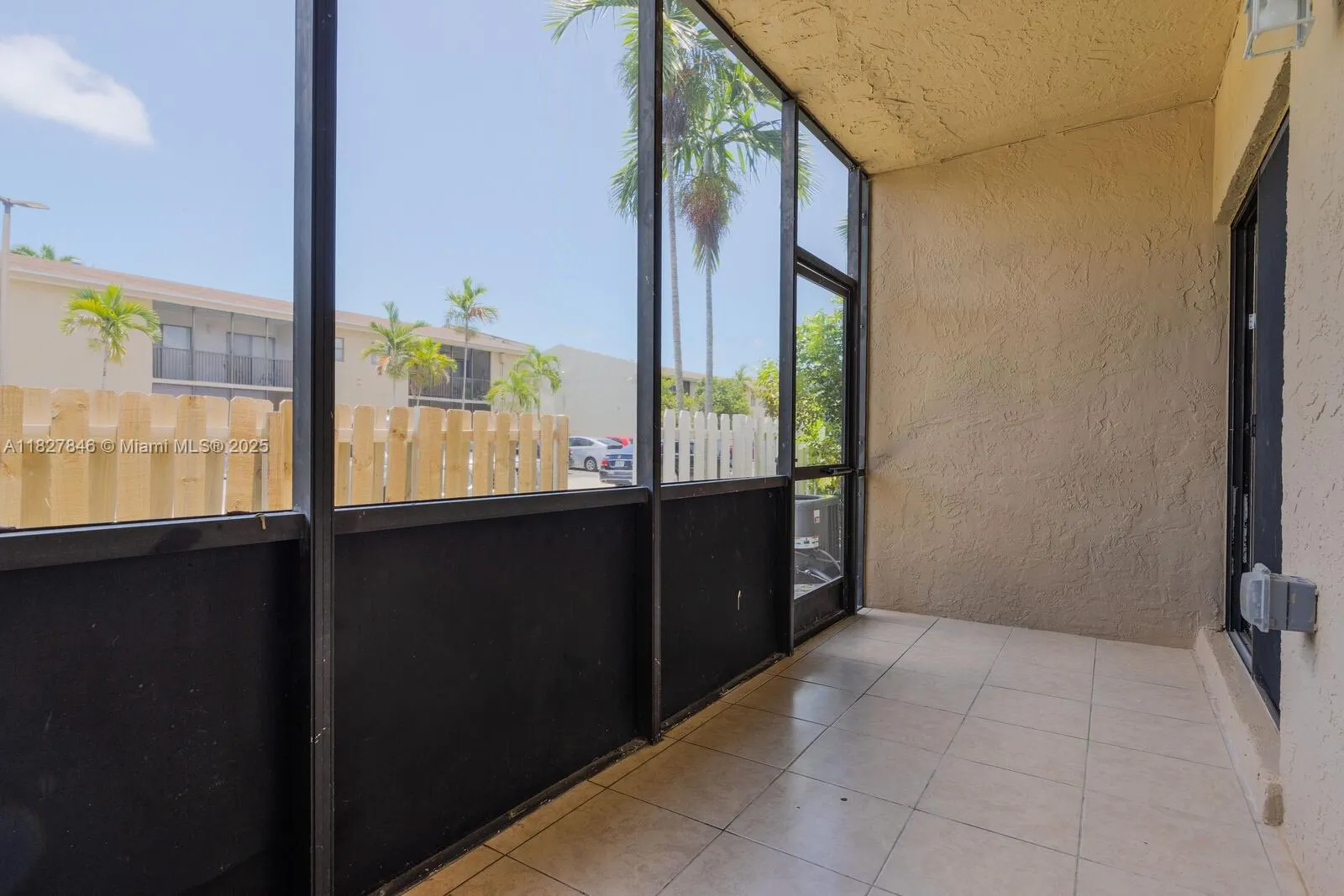 Cutler Bay, Florida 33190, United States, 2 Bedrooms Bedrooms, ,2 BathroomsBathrooms,Residential,Active,158150