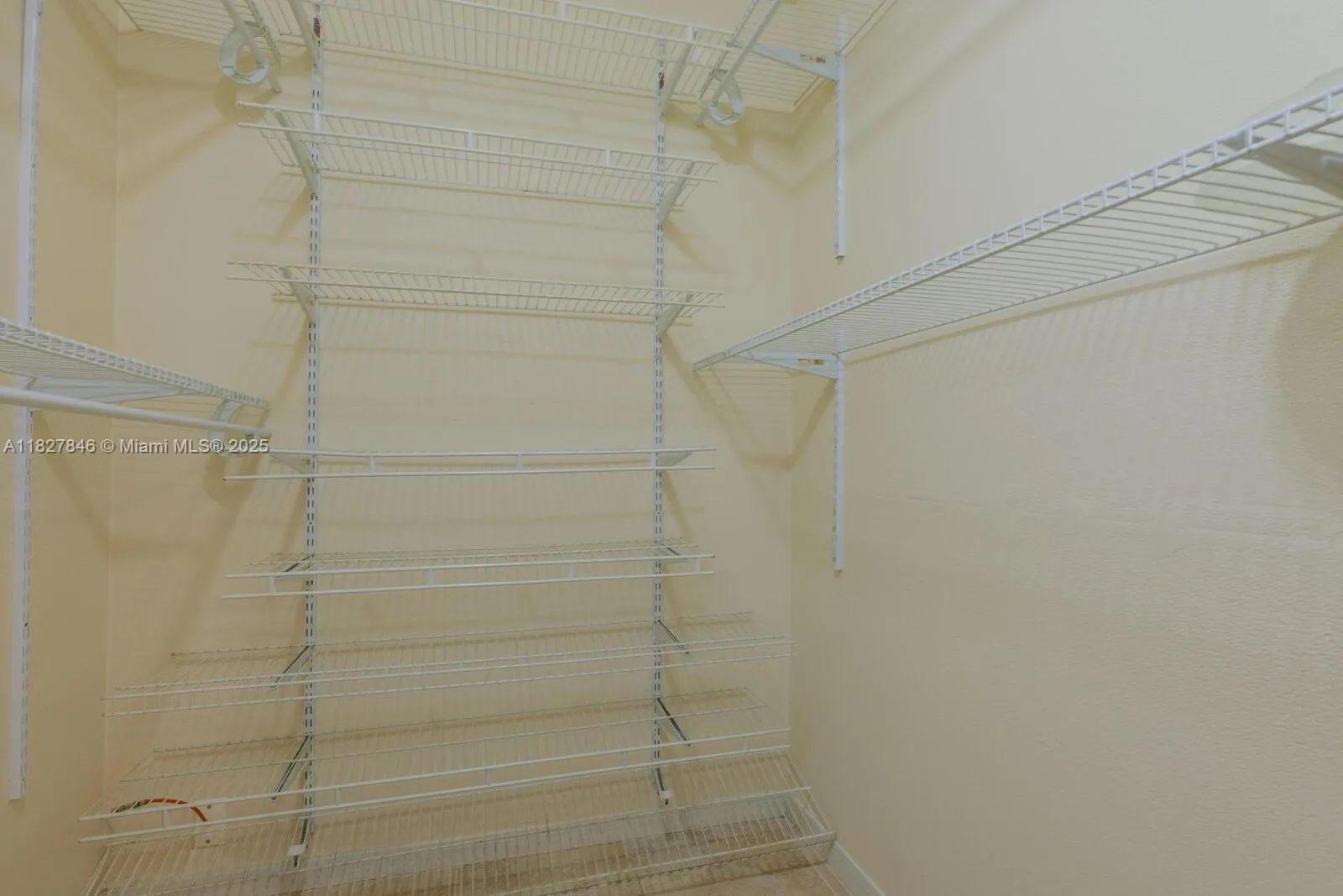 Cutler Bay, Florida 33190, United States, 2 Bedrooms Bedrooms, ,2 BathroomsBathrooms,Residential,Active,158150