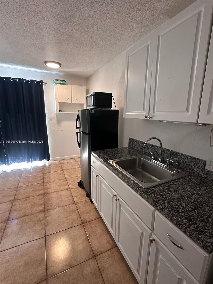 SOUTH SIDE PARK - Residential Lease